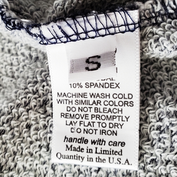 b fly I Love Barre Gray Sweatshirt Women's Size Small Rainbow - Picture 4 of 7